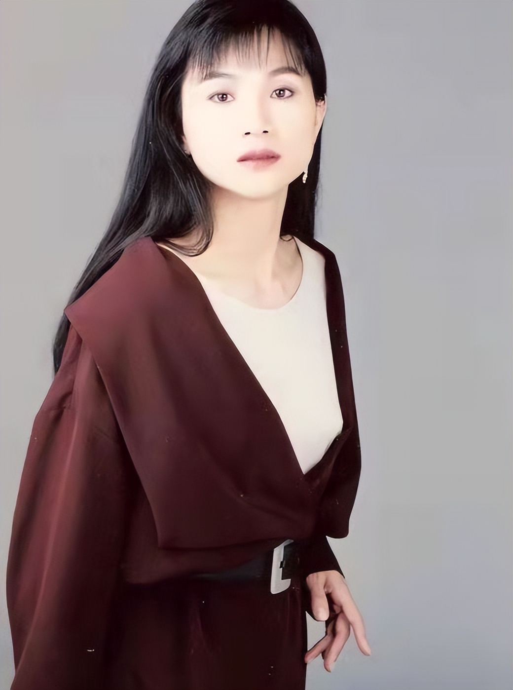 豪门二代选妻进化史：老一代豪门媳妇相夫教子，新一代太拼