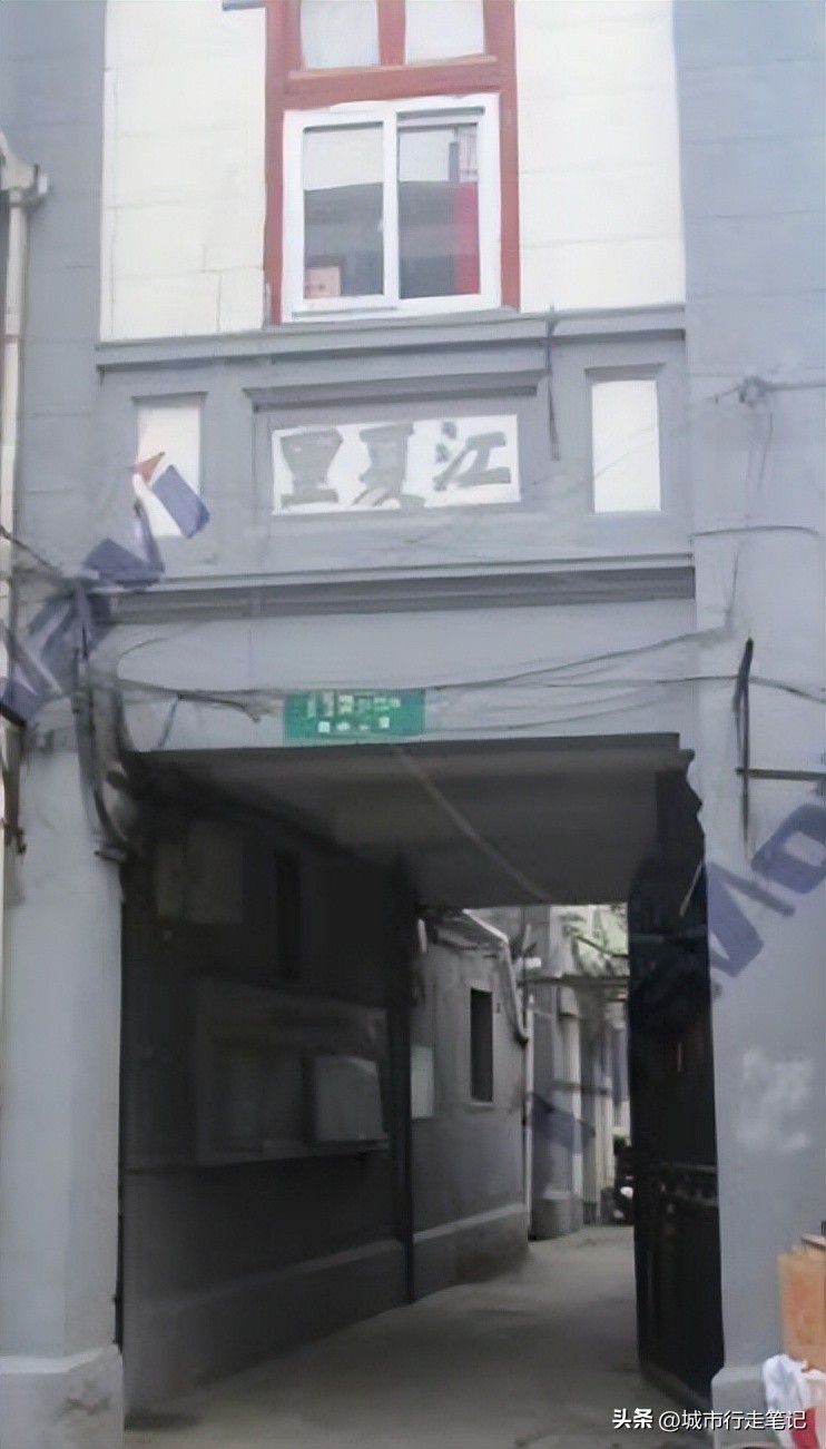 到处都有很多的英语,到处都有空气吗