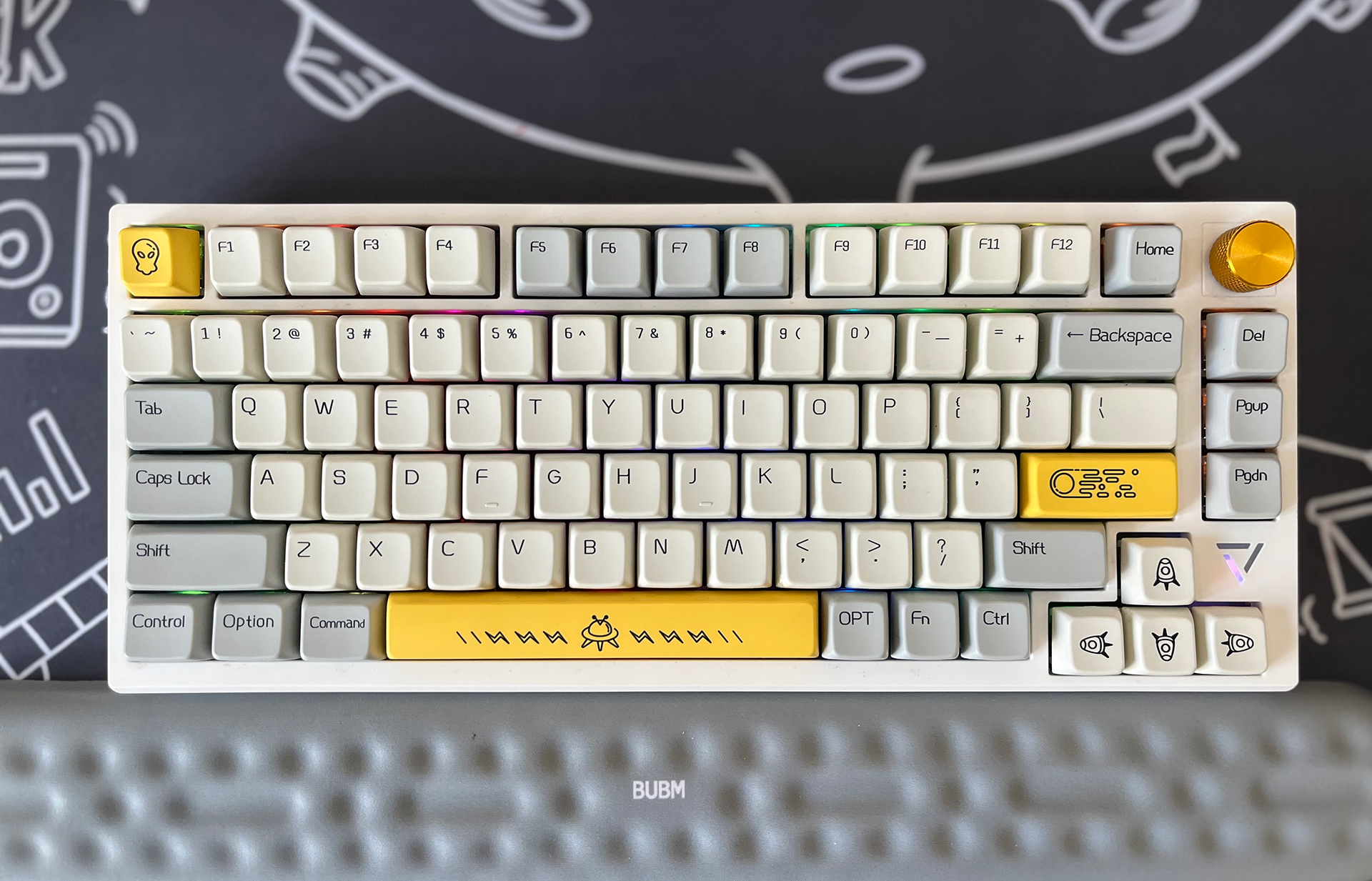 怎么买特定声音的机械键盘,适合写代码的机械键盘