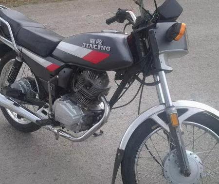 五羊本田125cc男装电喷摩托车,五羊本田cb250x摩托车最新款