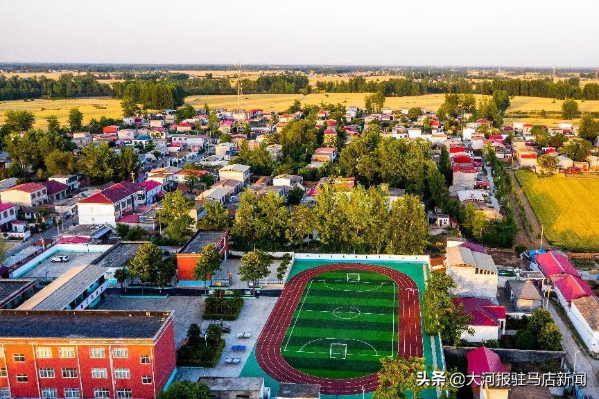 爱心点燃梦想,爱心点燃青春