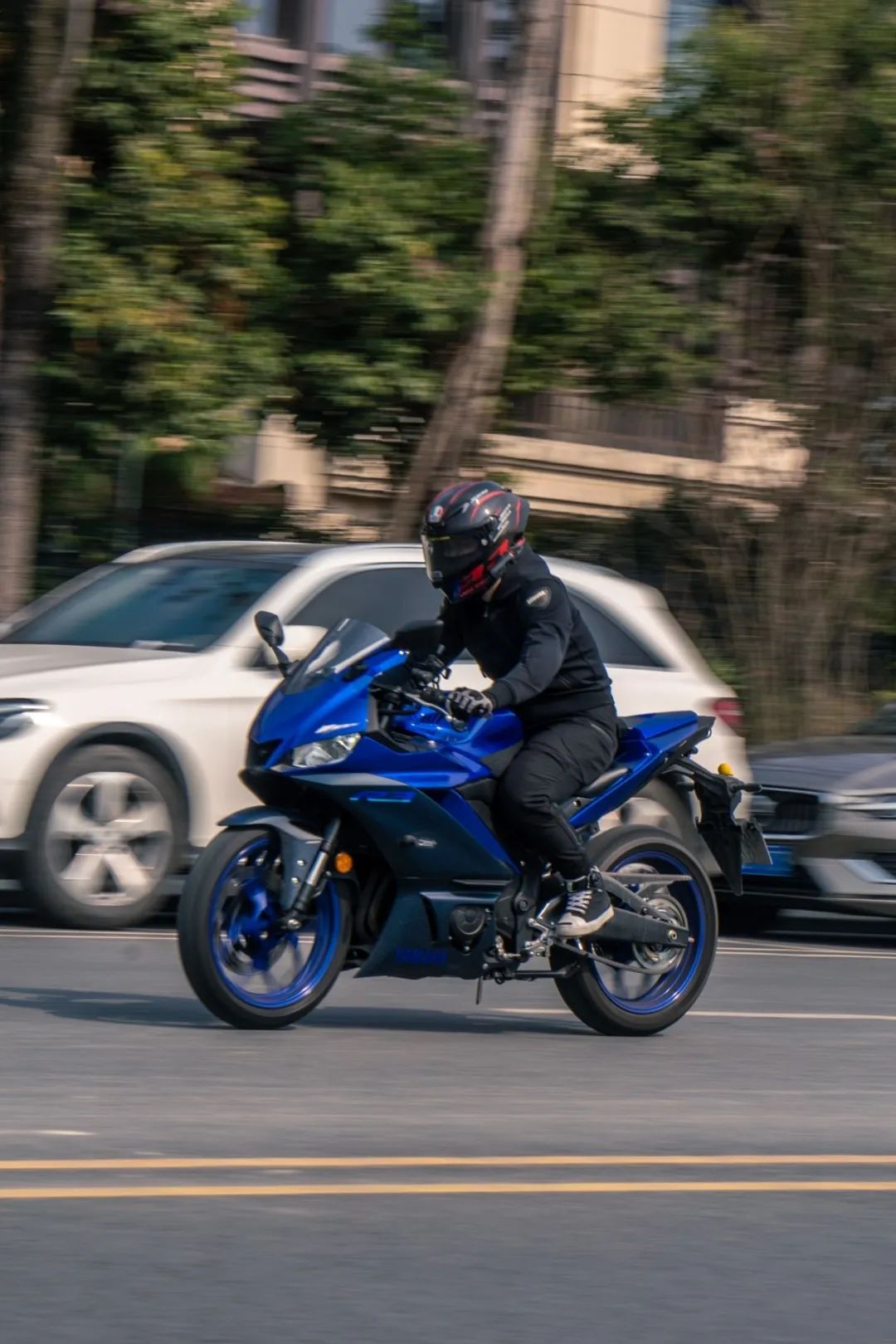 新款雅马哈yzfr3怎么样,雅马哈YZF-R25测评