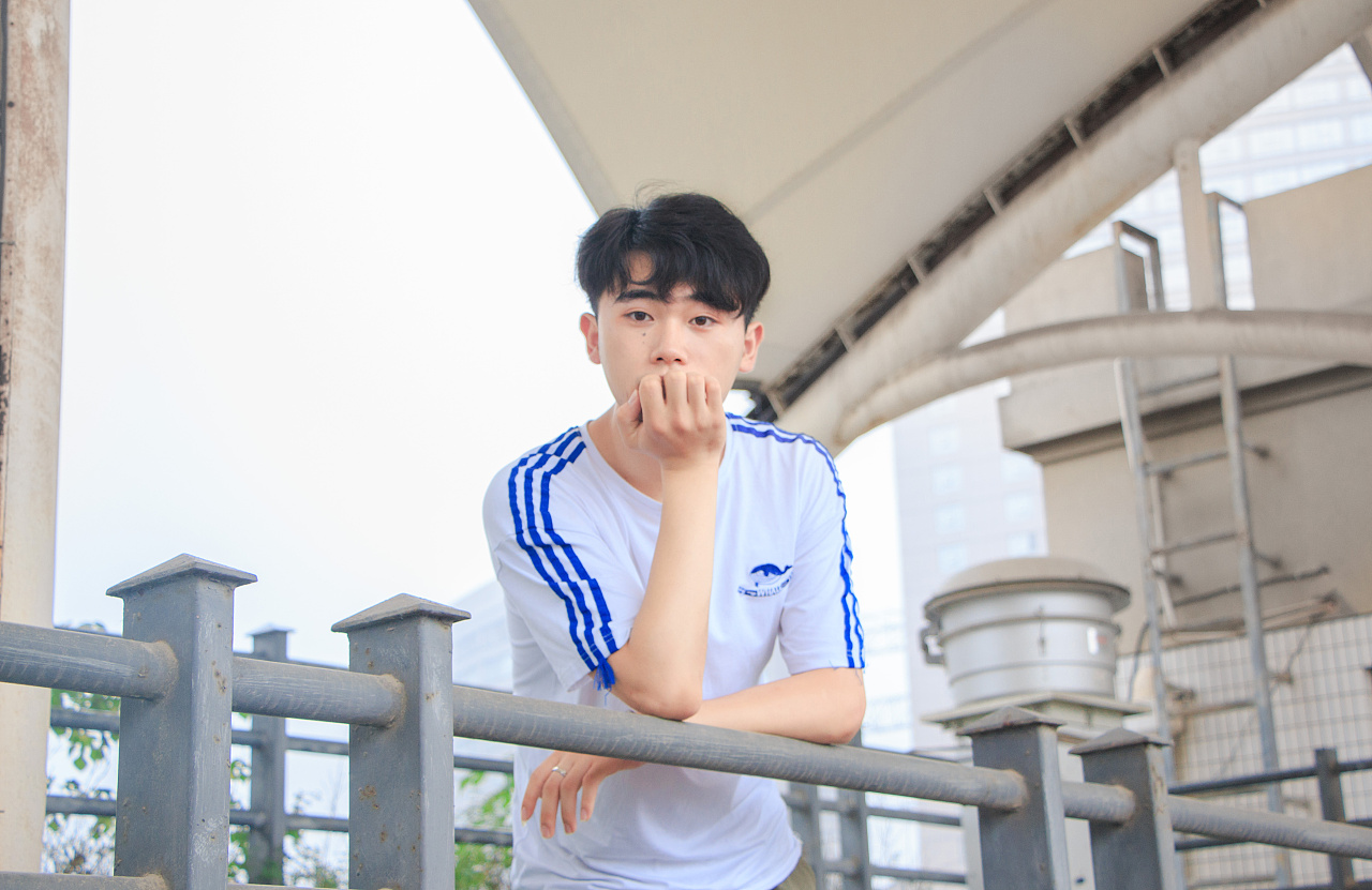 给我一个支点就能撬动地球,给我一根撬棍我能撬动整个地球