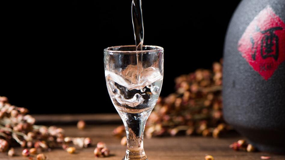 60岁还想过夫妻生活，可以吃他达拉非吗？怎样能保证效果和安全？