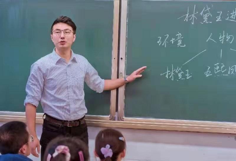 【2023年高考试卷解析】名师精彩点评语文数学