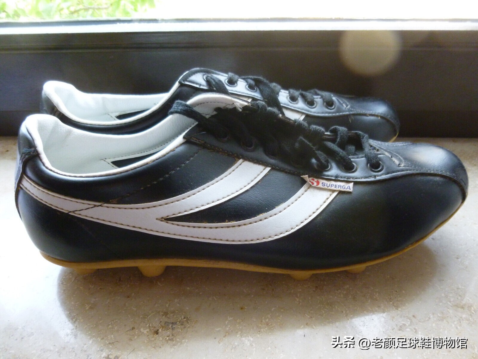 世界第一品牌足球鞋,世界顶尖足球鞋