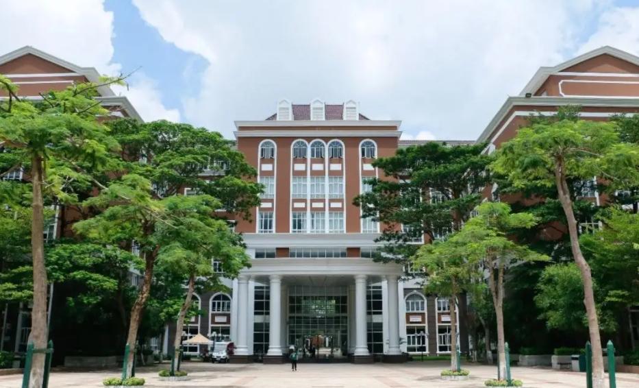 很有背景就业比211还好的四所大学,15所招不满的985大学压线就能过