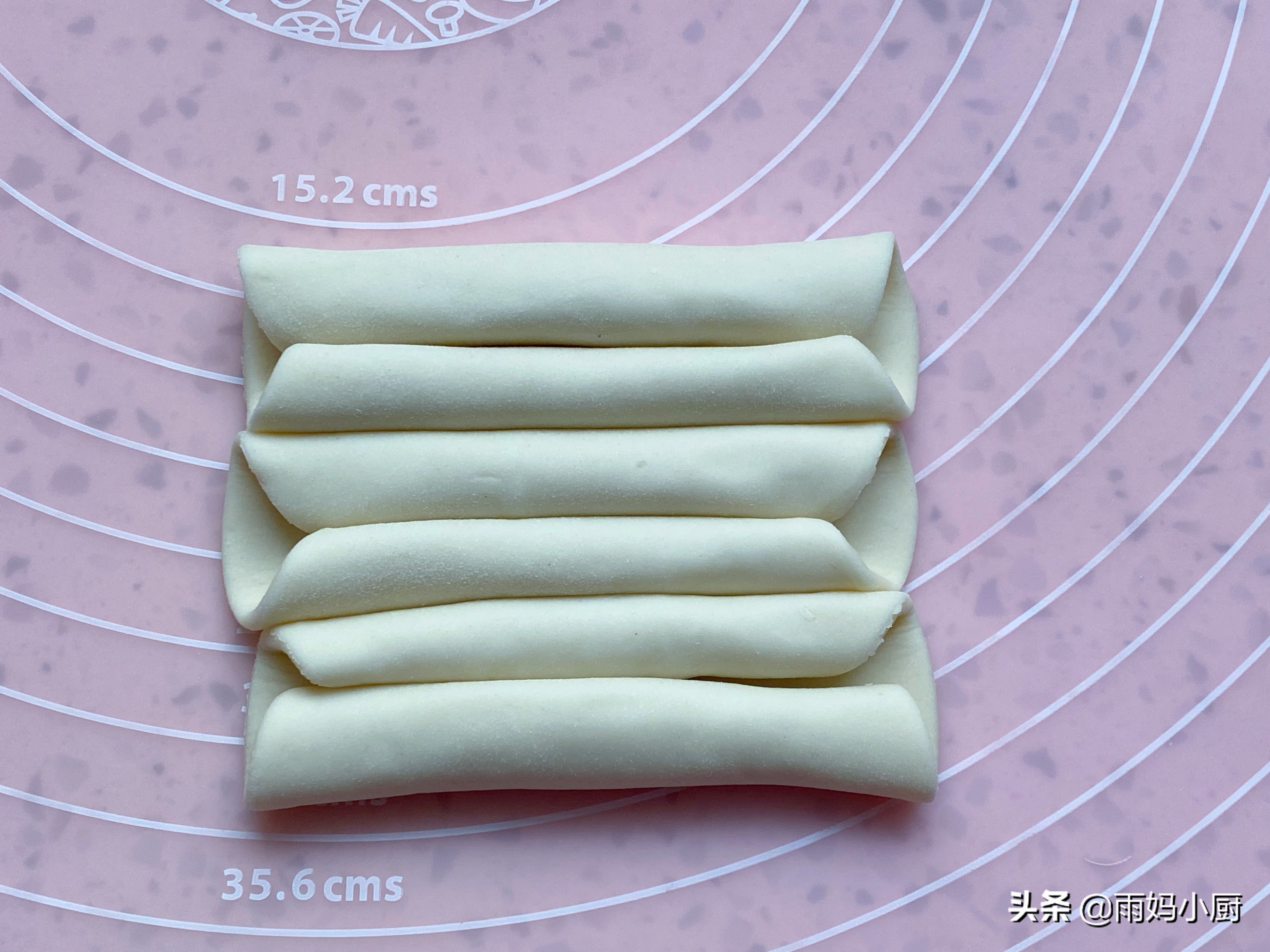 枣花馍馍简单做法,河南枣花馍馍的几种简单做法