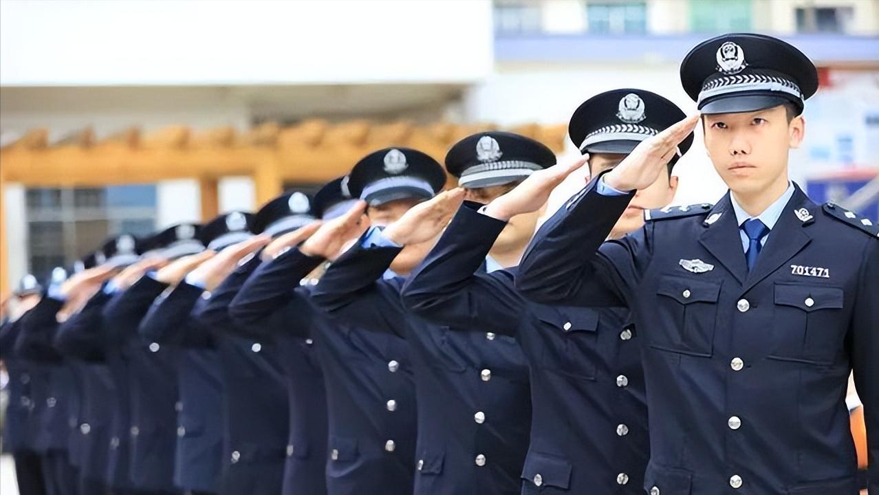 暴戾贪官程瀚：将副局长牙齿打落，与多名女警有染，敛财近1800万