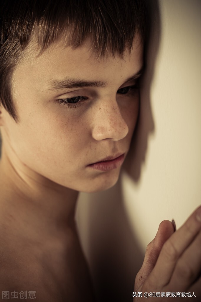 为了儿子中考体育努力练习,中考足球考试注意事项