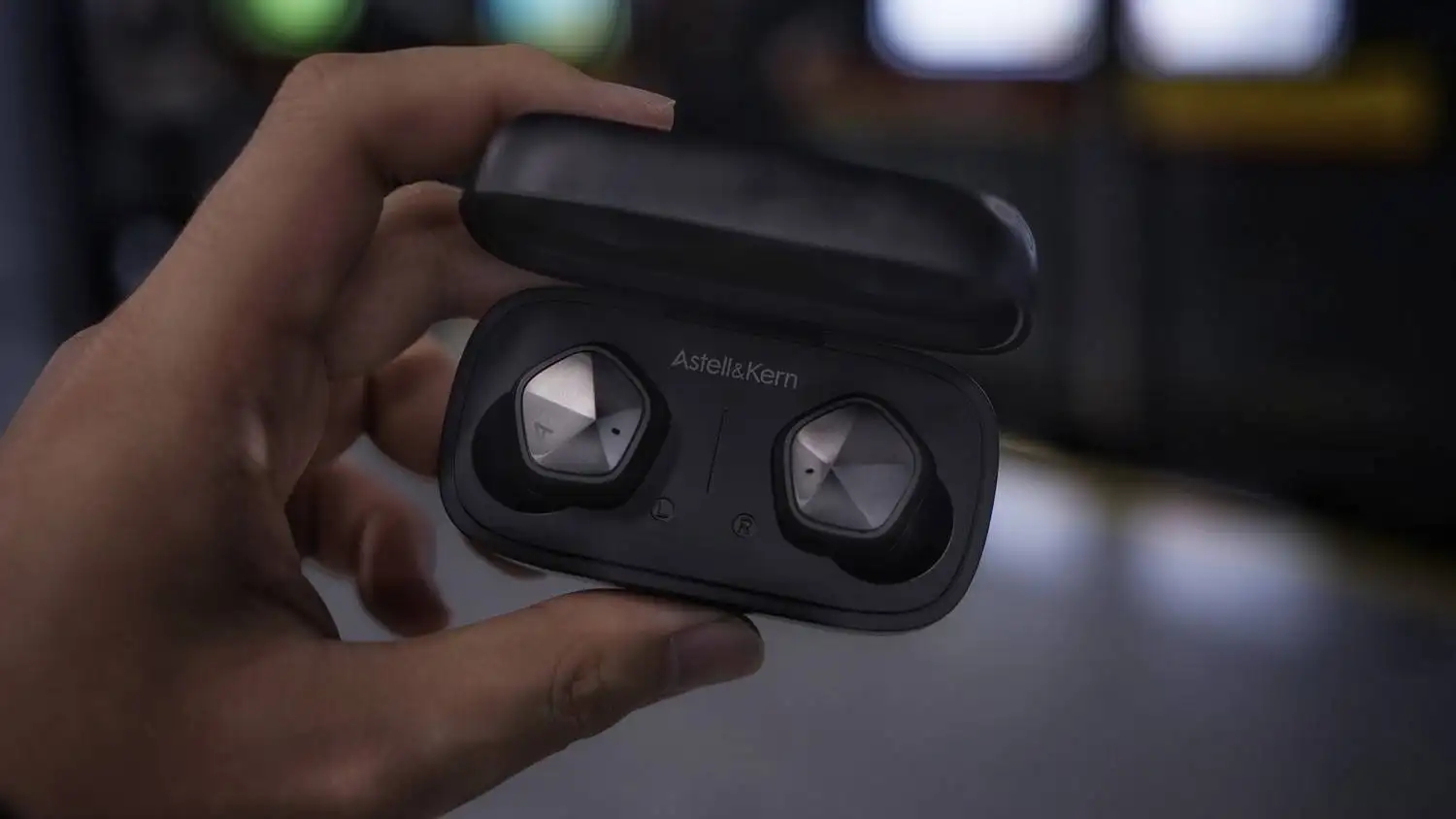 便携旗舰蓝牙解码耳放横评,不入耳hifi无线蓝牙耳机十佳评测