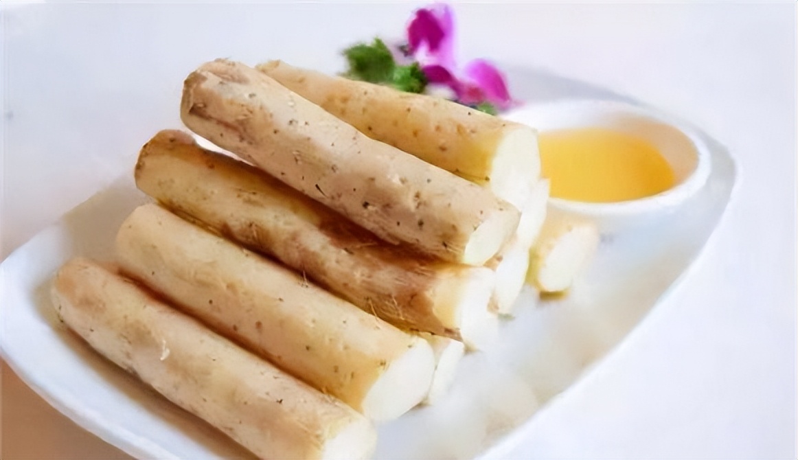 老年人拉不出大便腹胀是怎么回事,老年人经常腹胀怎么办