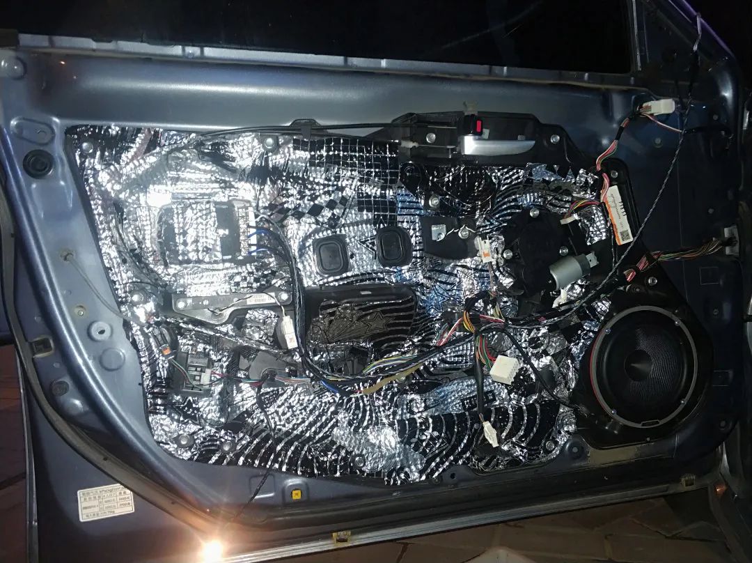 马自达6升级版音响,08年的车能改气么