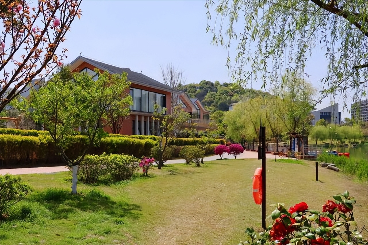 长沙彼一米国际学校,长沙彼一米森林学校什么档次