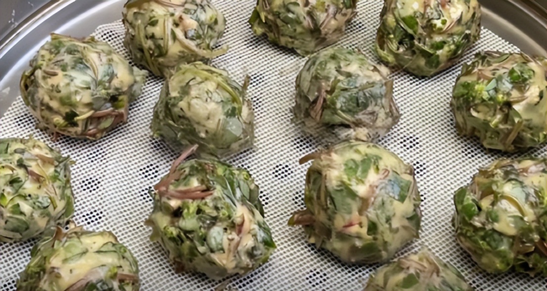 肝脏不舒服坚持喝水加它养肝,养肝第一菜就是它让肝脏很健康