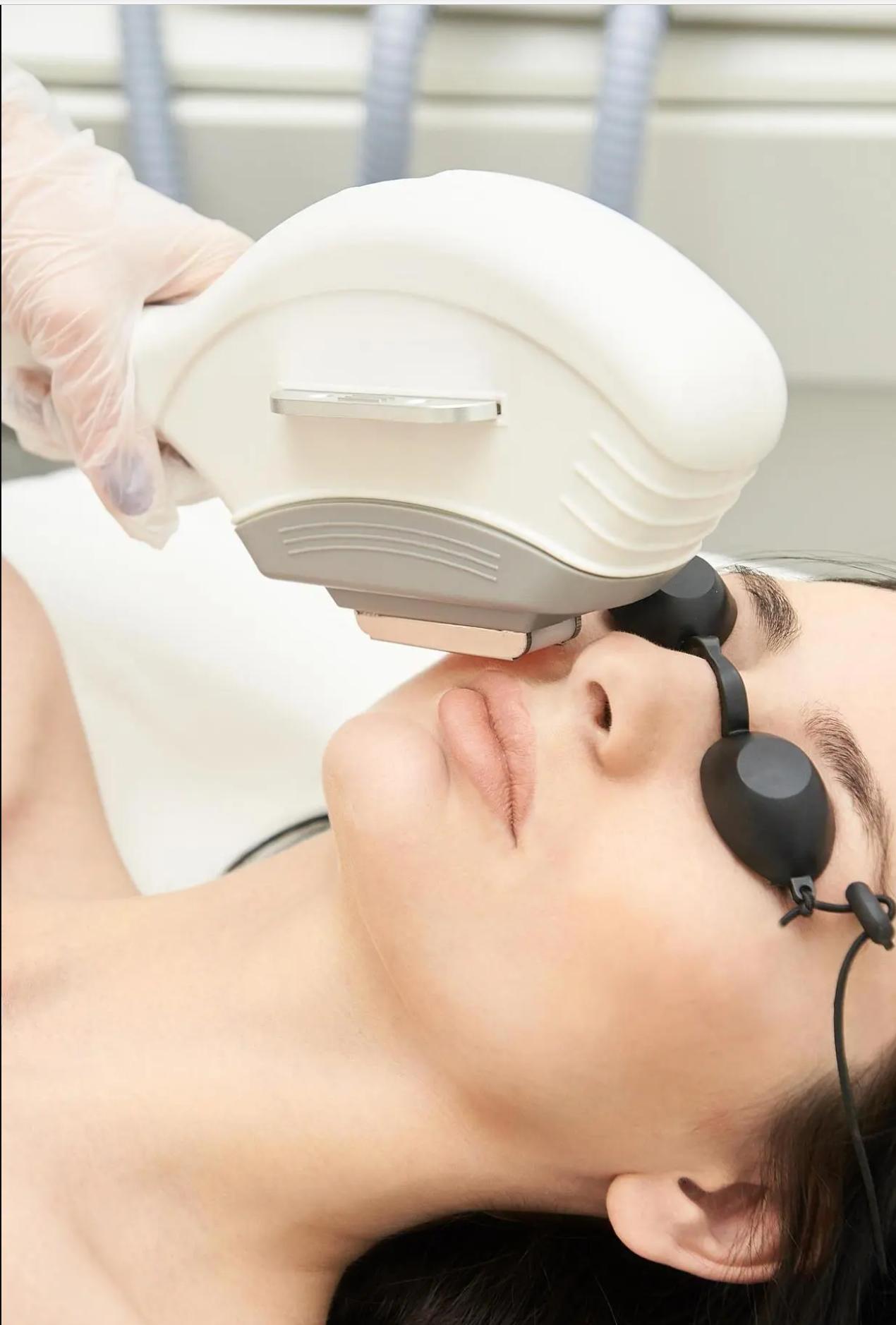 怎么祛除眼部细纹最好的方法,眼部皱纹祛皱最好的方法