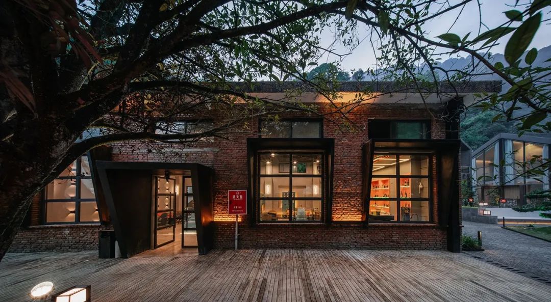 传奇「更生」的避世栖所|14个有故事的海内外酒店