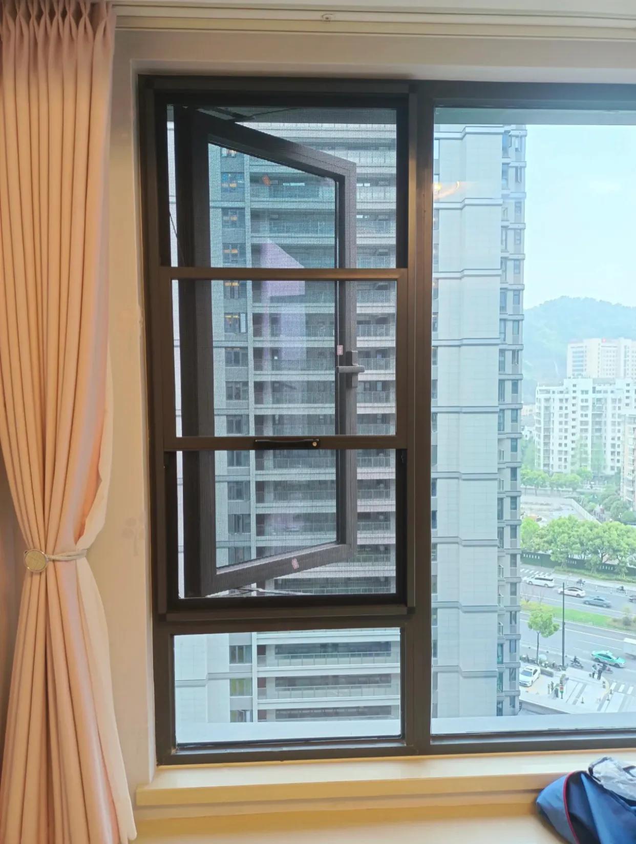 窗户平开窗变内开内倒窗容易吗,平开内倒窗怎样开窗好