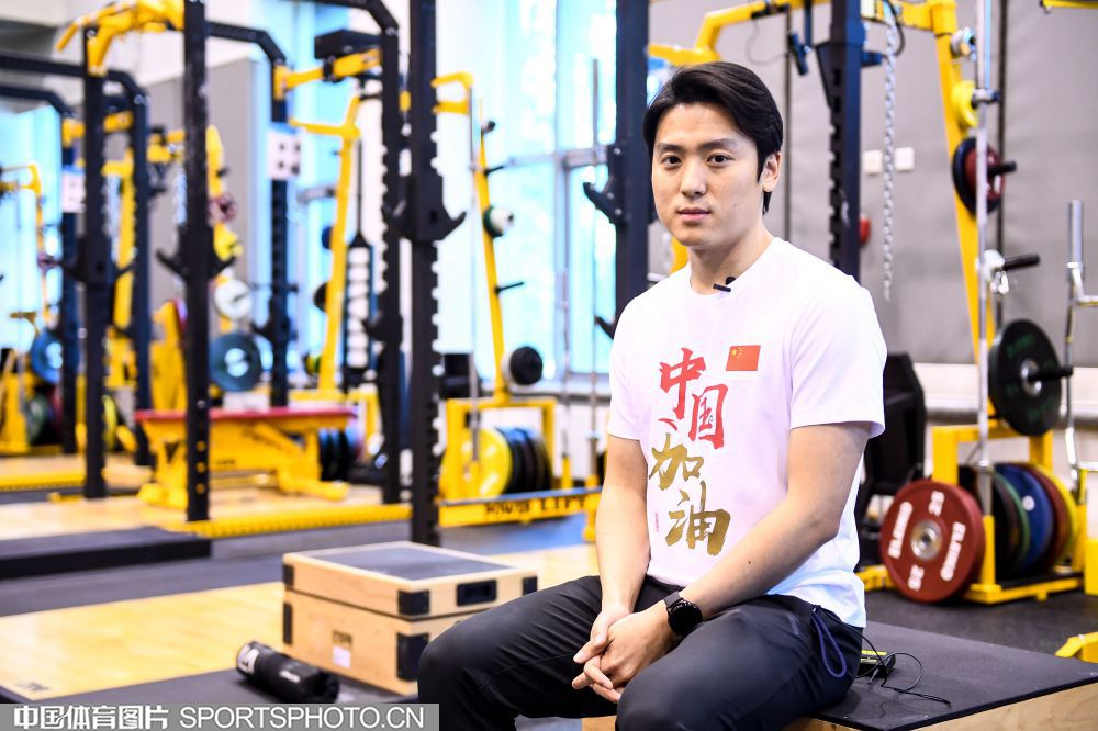 为体育事业的发展添砖加瓦,为体育事业发展倾心尽力