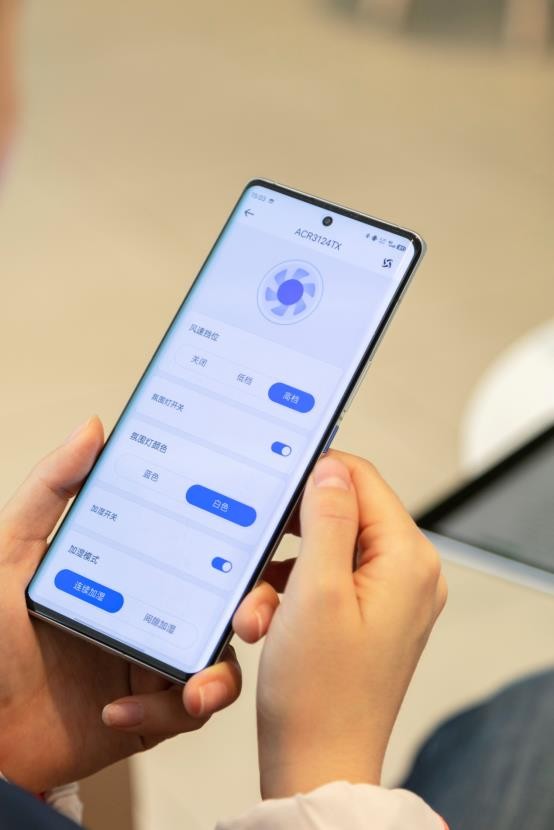 夏天降温神器随身携带空气加湿器,电风扇加湿器家里专用