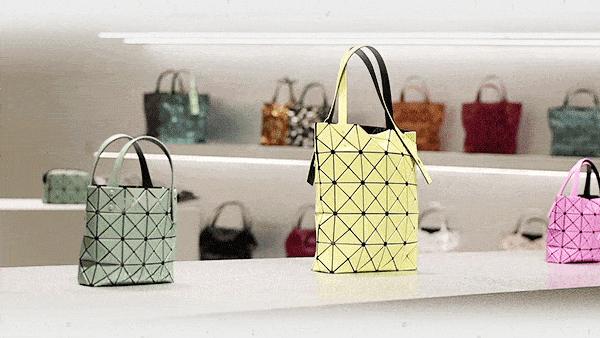 三宅一生水桶包2021,2023年第一只大牌包包