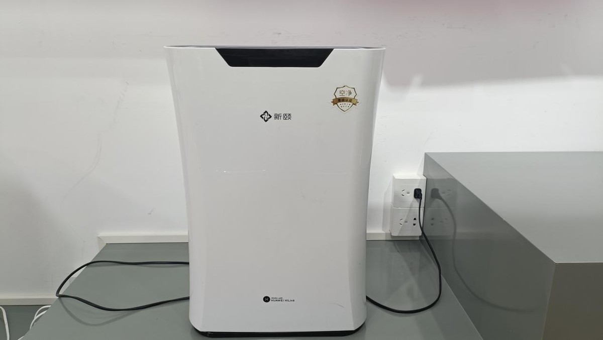 新颐小白空气净化器酸臭味,新颐小白和舒乐氏空气净化器对比