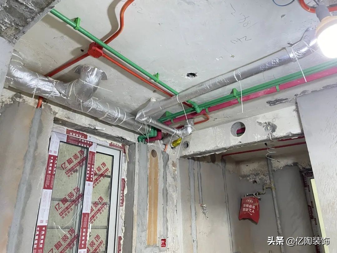 一楼带院子老房翻新改造效果图,二手房一楼带院子改造翻新案例