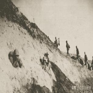 日军日记:*安妇慰**不服从管教,我很愤怒,用*刀刺**插入她的*体下**