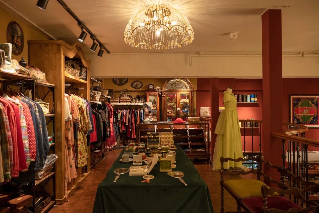 设计灵感丨高温+疫情，这18家“倒霉”的成都新店有什么看头？