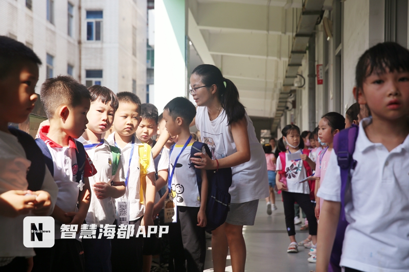 一年级萌新,一年级新生入学福州