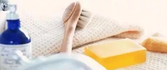 油烟机清洗成本,油烟机清洗手工费多少钱一平方