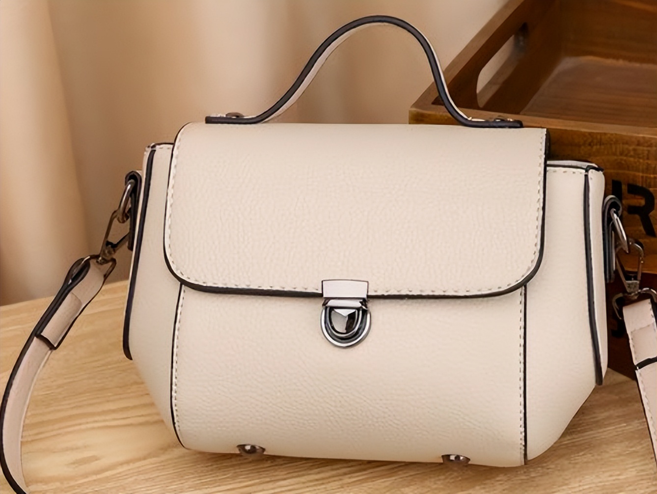 十大小众轻奢品牌包包,什么叫小众轻奢品牌