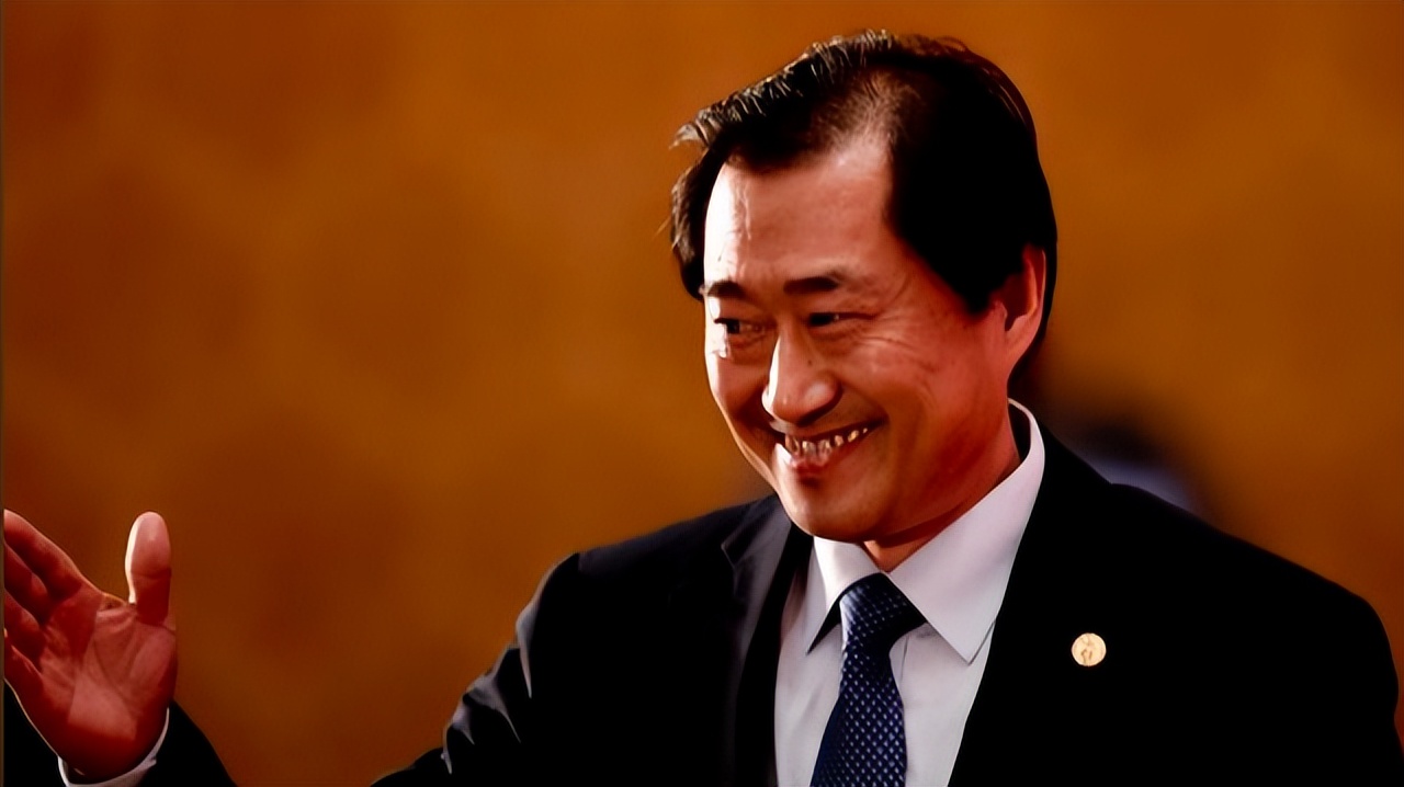 尹波|5000万“大瓜”砸中陈戌源!中国足坛再爆巨贪丑闻