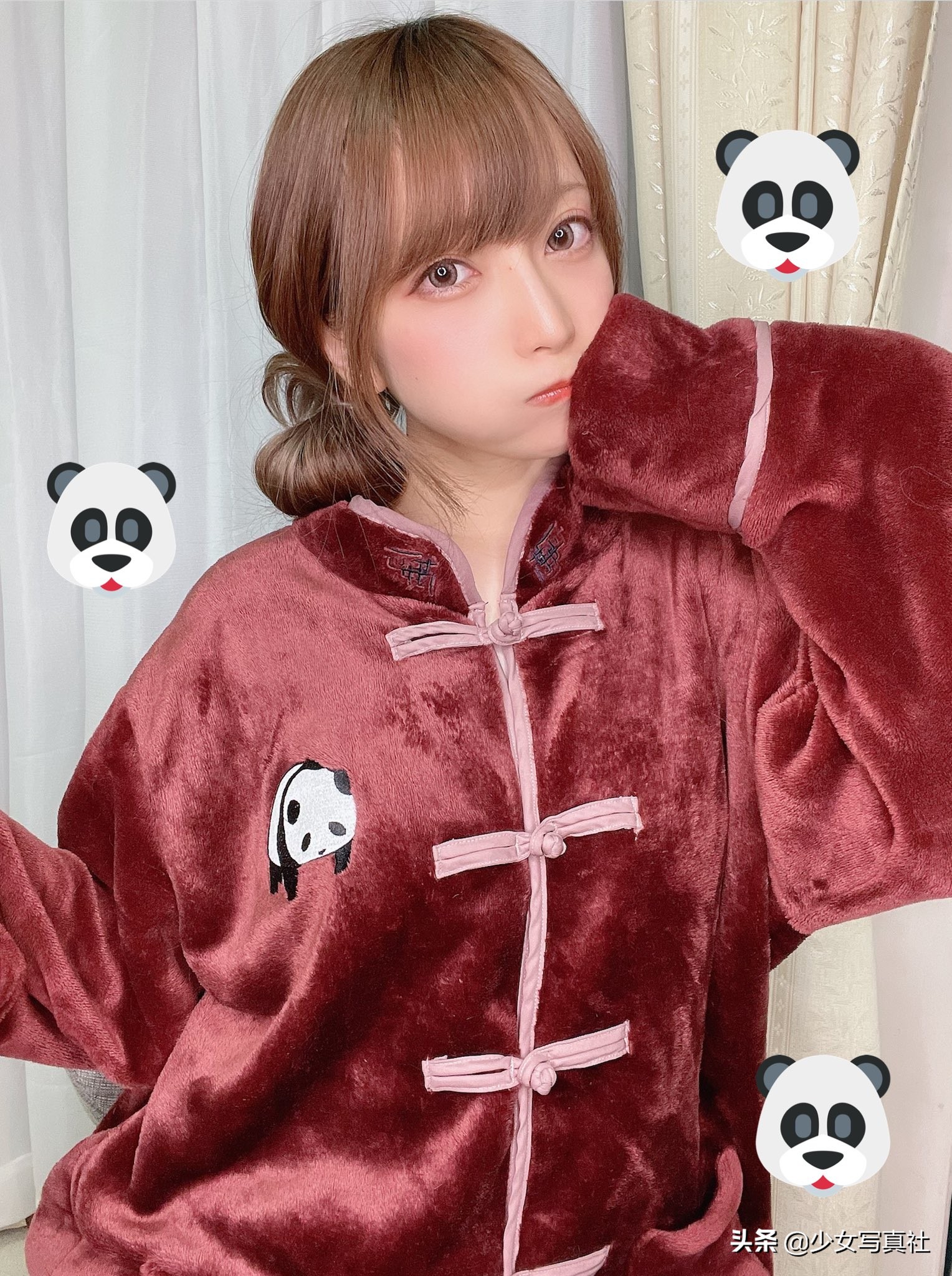 瀹湰褰╁笇骞磋交鐓х墖,瀹湰褰╁笇鐪熶汉鐓х墖