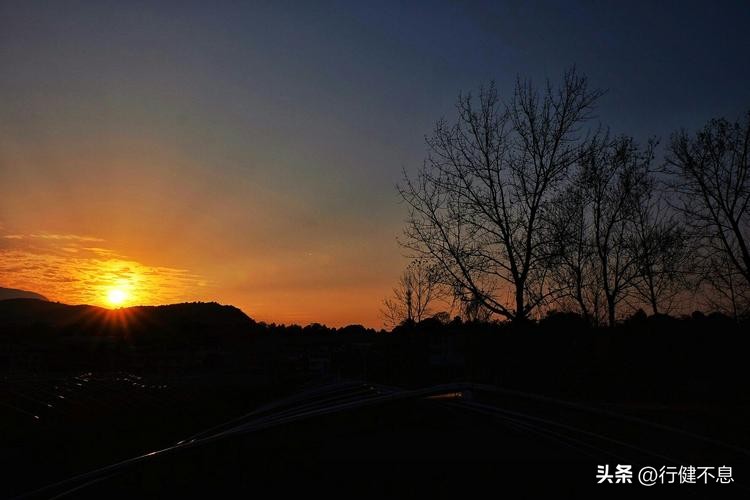 写青山的唯美诗词,关于青山的诗句大全