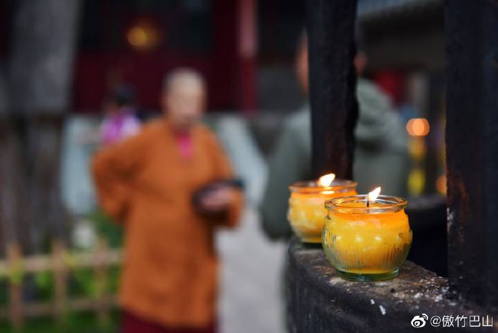 佛教四大名山五台山,五台山自然风景最好的寺院