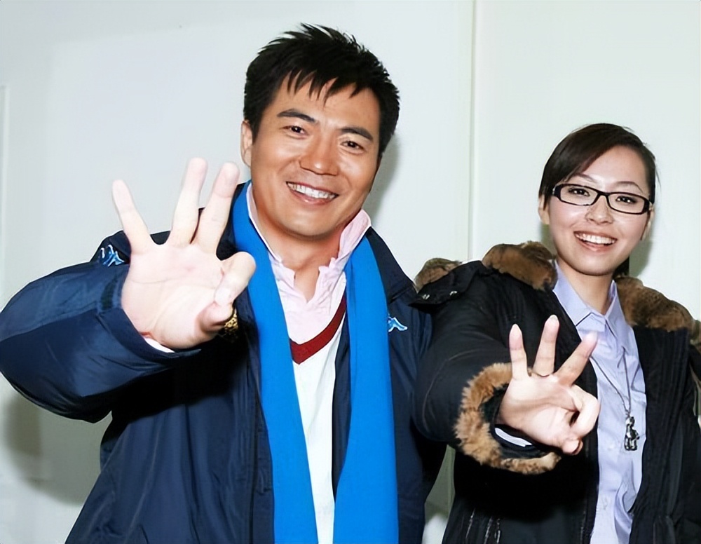 黄健翔为何与前妻离婚,黄健翔离婚案件