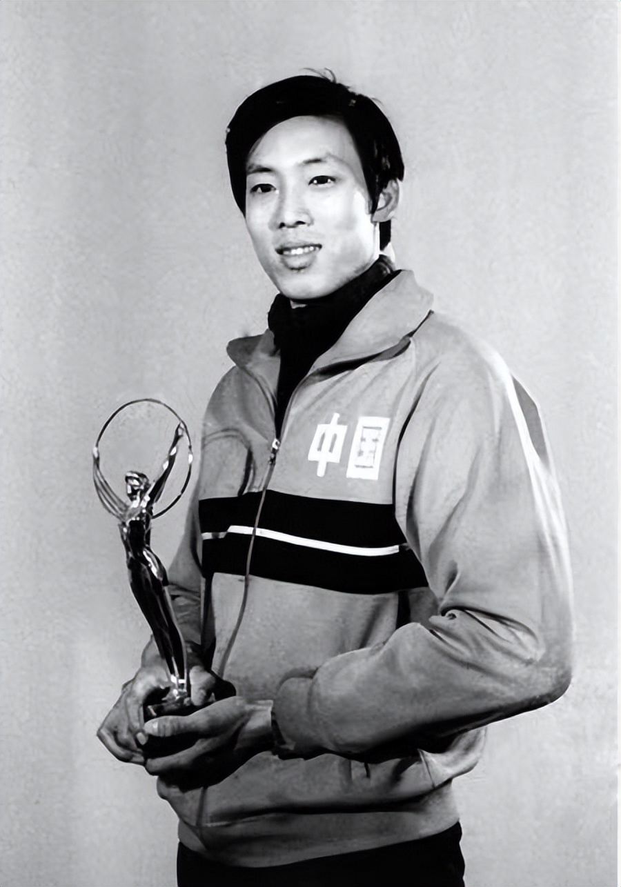 跳高国王朱建华：三次打破世界纪录，却因奥运丢冠遭羞辱被迫退役