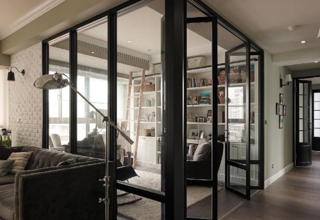 沙发太宽怎么补救客厅显小,沙发太长了该怎么布局