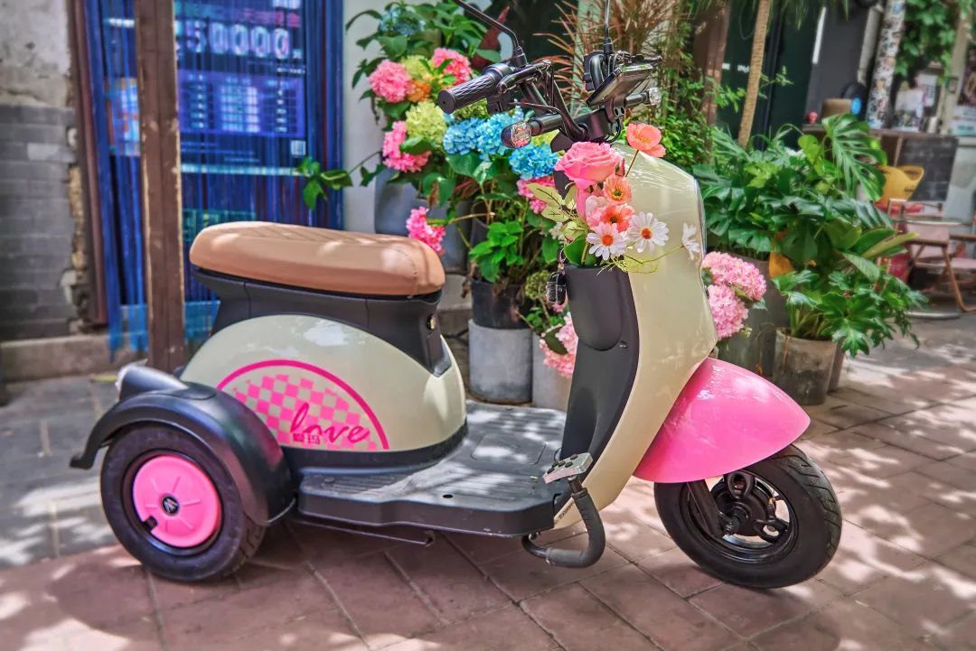 爱玛露娜q3续航多少公里,爱玛露娜q3三轮车