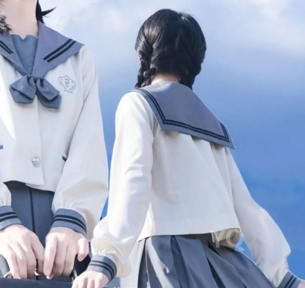 闺蜜头像一左一右真人可爱姐妹,情侣头像和闺蜜头像连在一起的