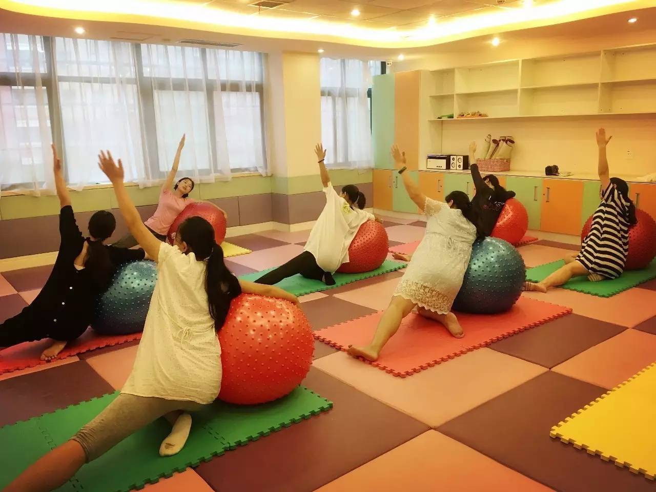 坐月子产妇的怪异行为,月子有哪些奇怪民间忌讳