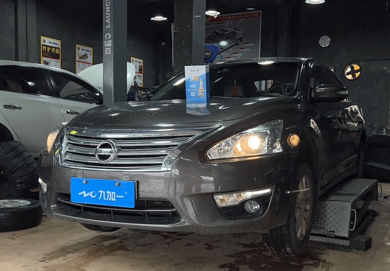 天籁改装几何光束大灯,2012款天籁更换led大灯