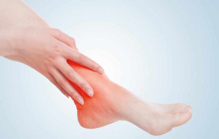 崴脚关节松弛怎么治疗,习惯性崴脚韧带松弛该怎么治疗