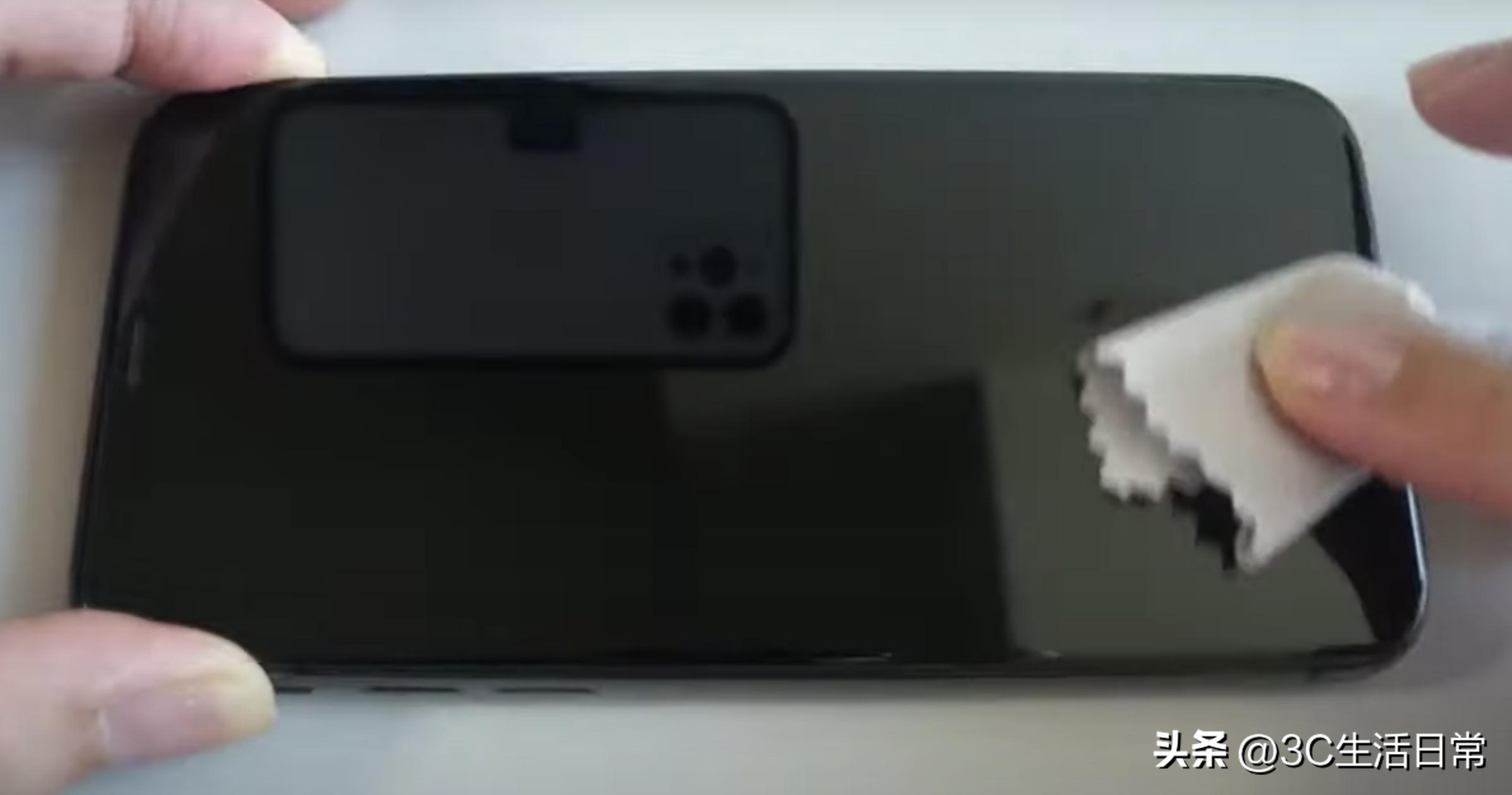 自己如何完美给iphone贴膜,苹果手机贴膜神器贴膜教程