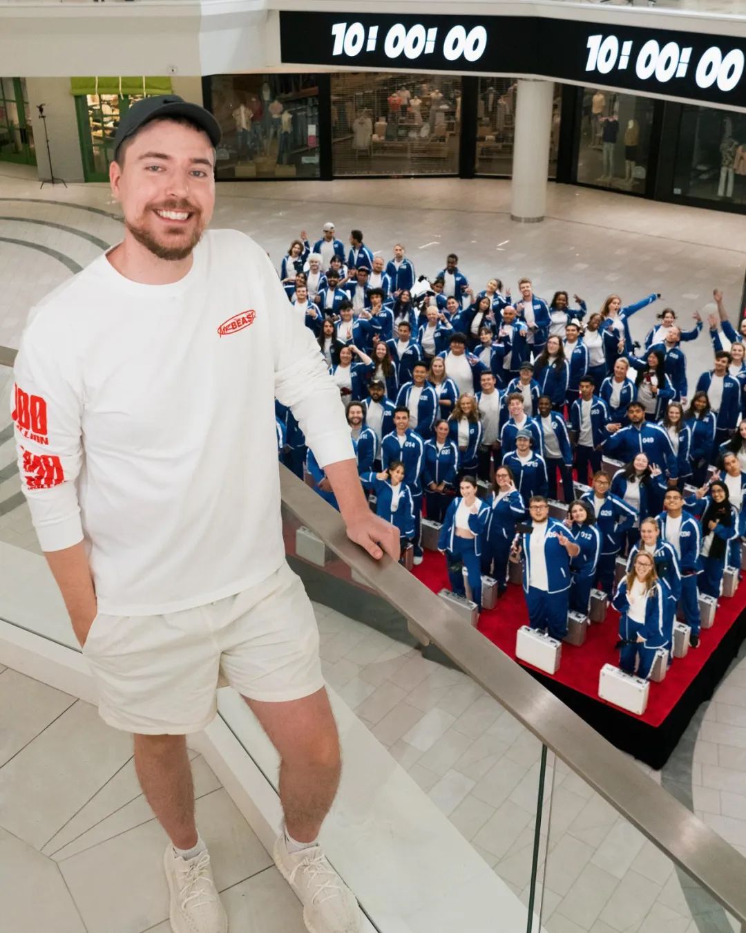 美国网红用一个月时间挣一百万,美国网红10000美金