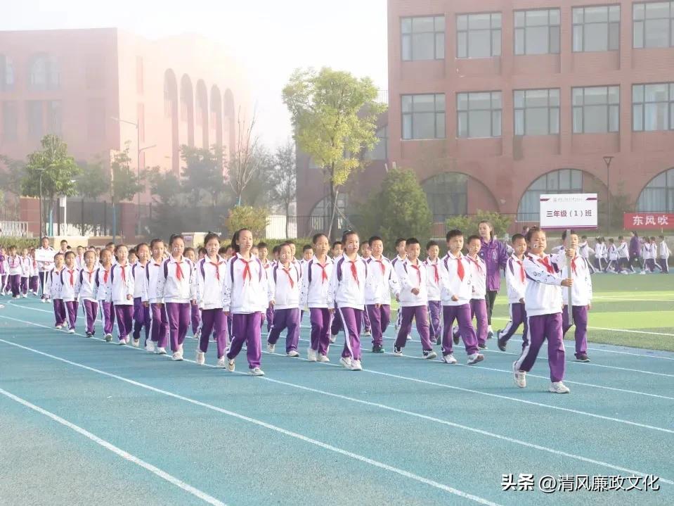 扬体育精神展学子风采,小学运动会弘扬体育精神