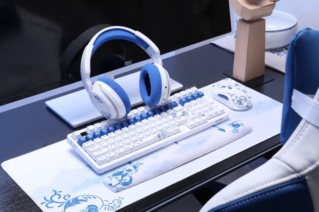 「国风浪潮」andaseaT安德斯特X达尔优，一键解锁你的国风电竞房