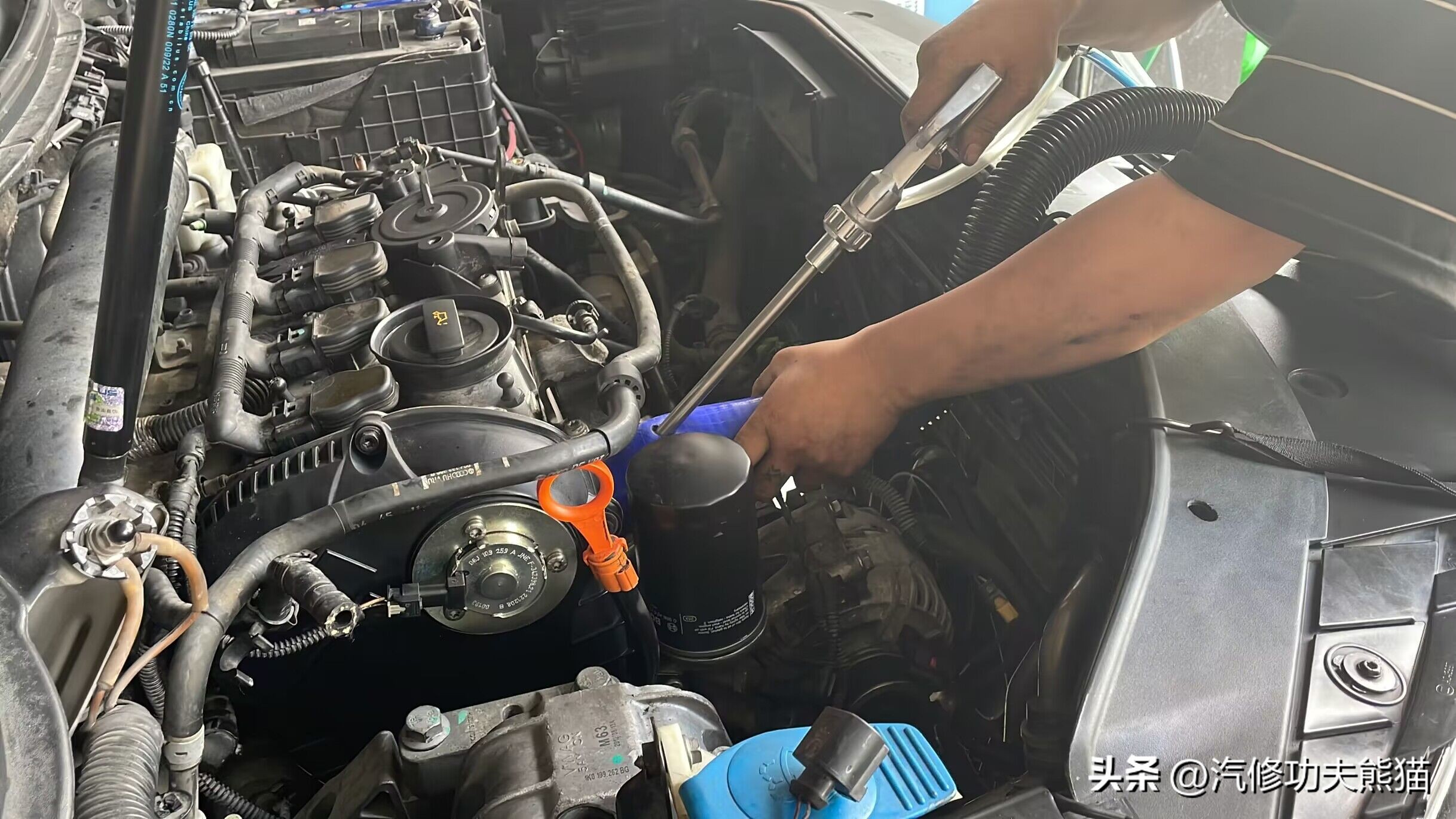 2017款大众迈腾10万公里烧机油,十年的迈腾怎么样后期维修费用