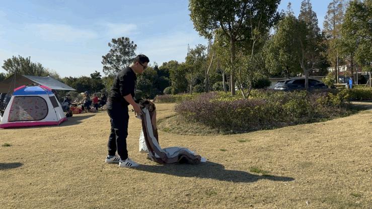 户外露营睡垫选蛋巢还是气垫,户外露营过夜买多厚的睡垫合适